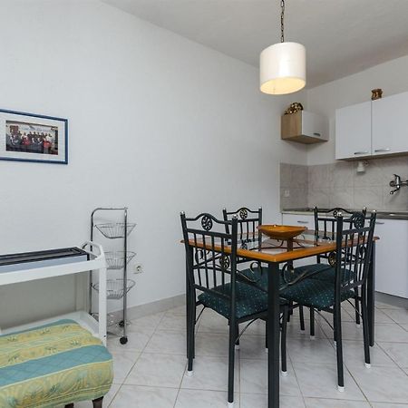 Apartments Dvornik Mirca  Exterior photo