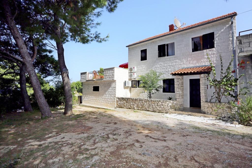 Apartments Dvornik Mirca  Exterior photo